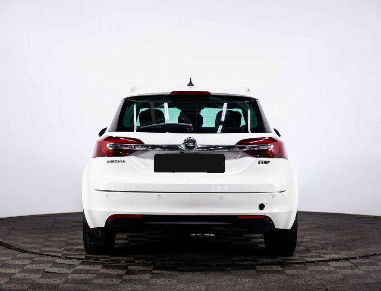 Опель Инсигния б/у, 2013, Механическая. Фото: #4