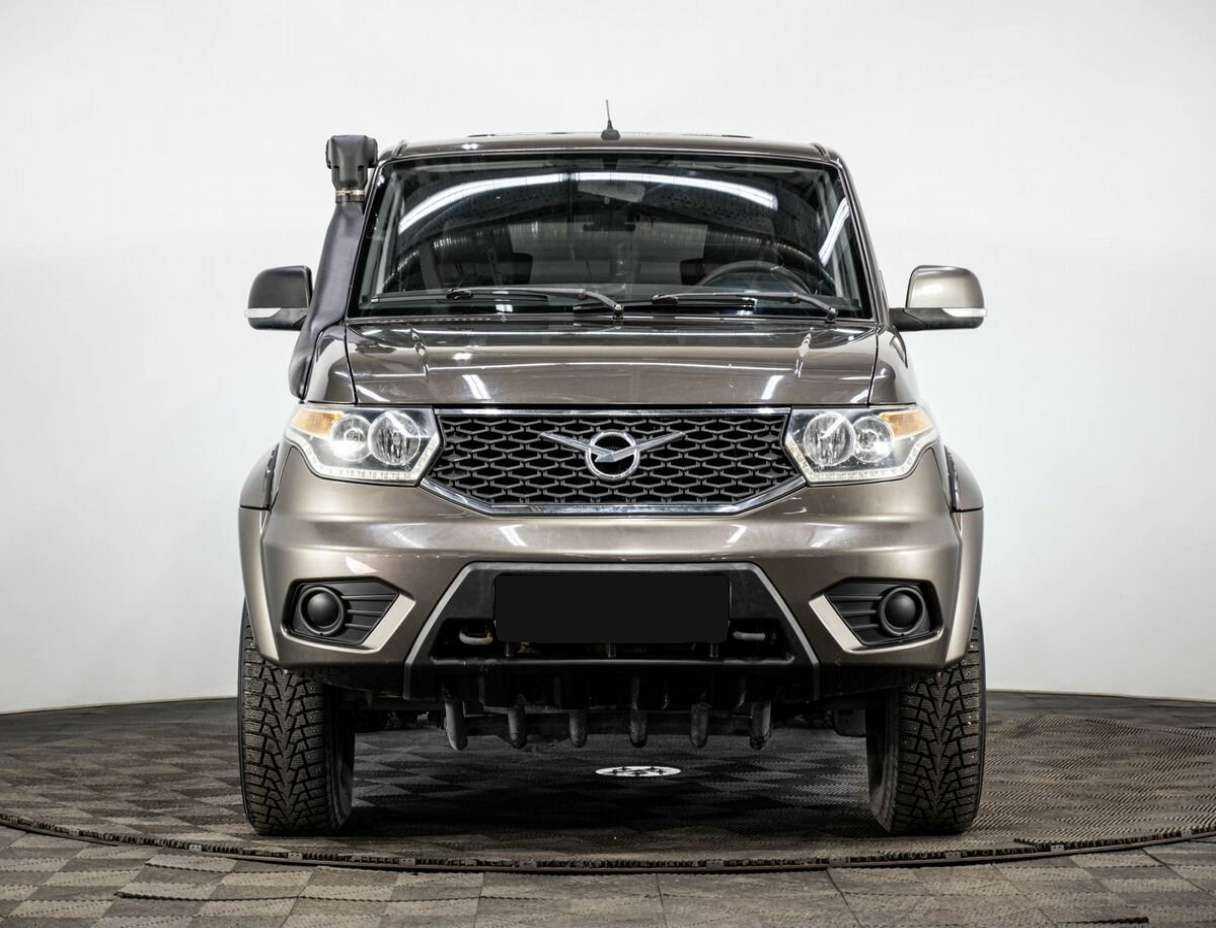 УАЗ Патриот б/у, 2017, Механическая. Фото: #1