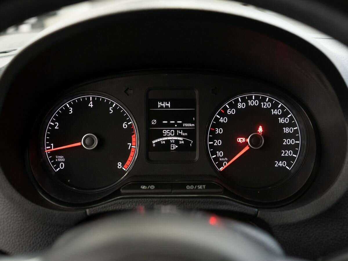 Фольксваген Поло б/у, 2019, Механическая. Фото: #9