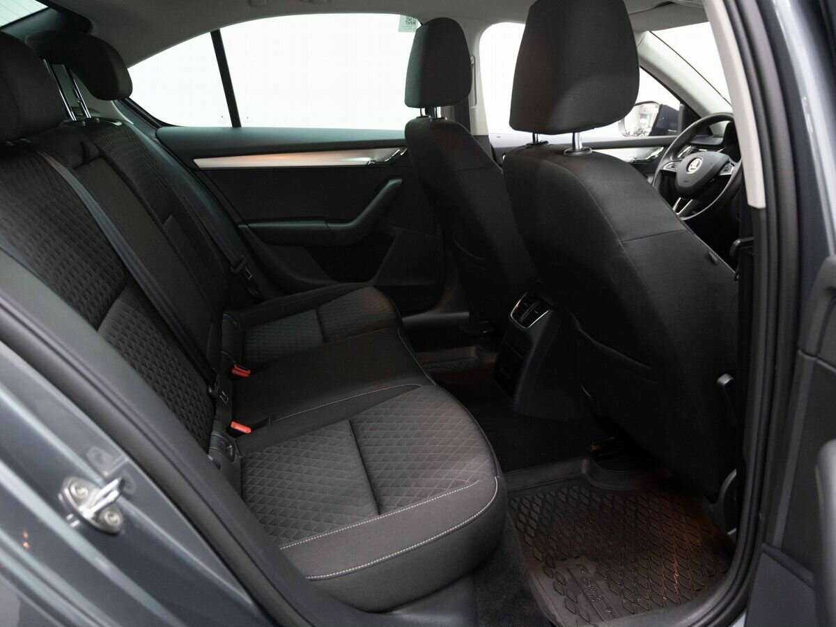 Шкода Октавия б/у, 2016, Роботизированная. Фото: #12