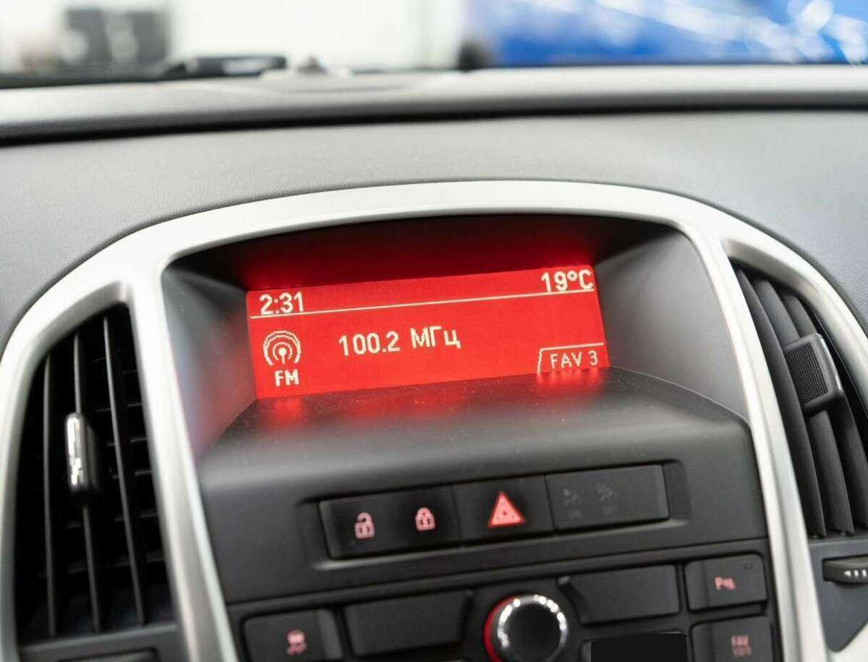 Опель Астра б/у, 2012, Автоматическая. Фото: #8