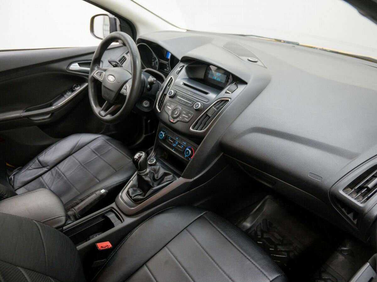 Форд Фокус б/у, 2016, Механическая. Фото: #5