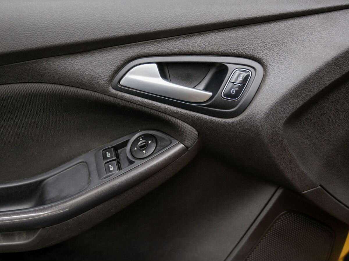 Форд Фокус б/у, 2016, Механическая. Фото: #13