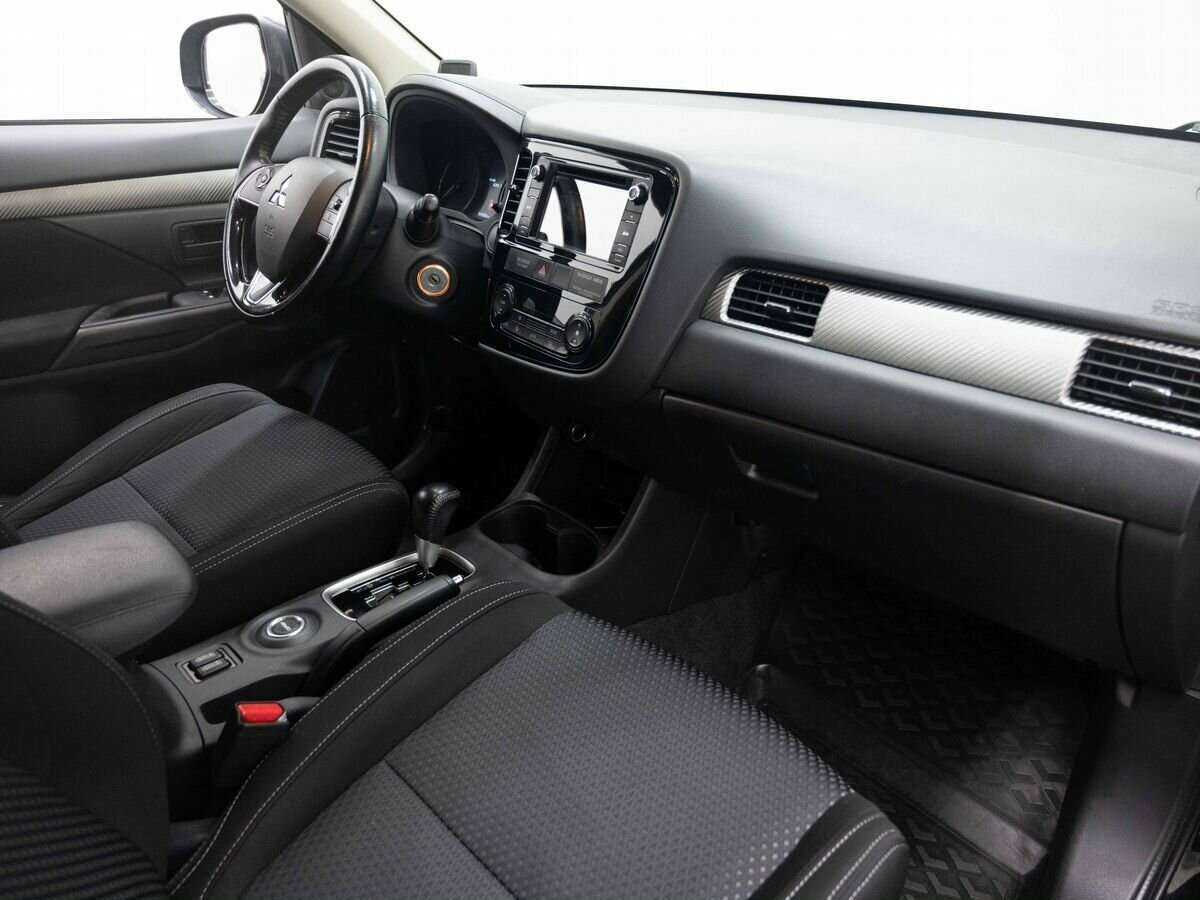 Митсубиши Оутлэндер б/у, 2016, Вариатор. Фото: #10