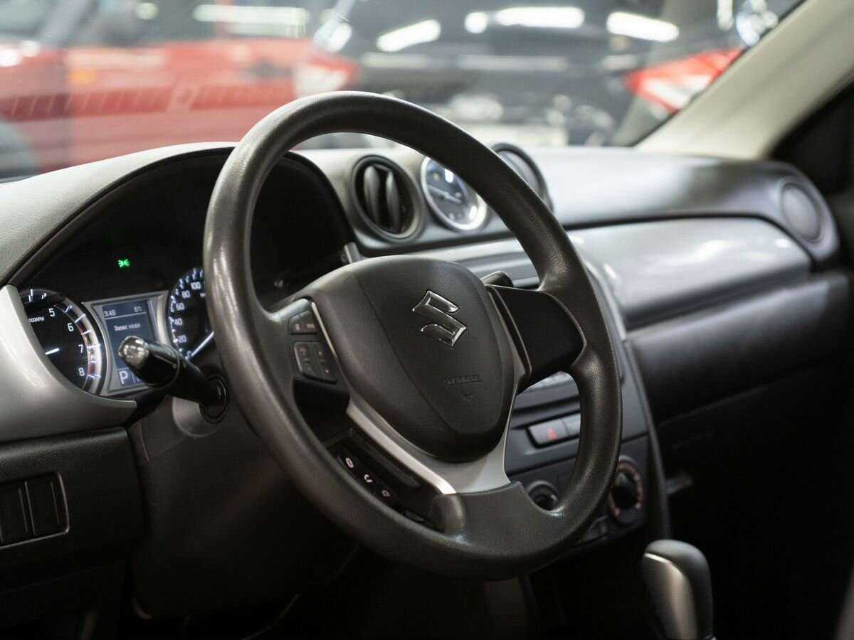 Сузуки Витара б/у, 2015, Автоматическая. Фото: #3