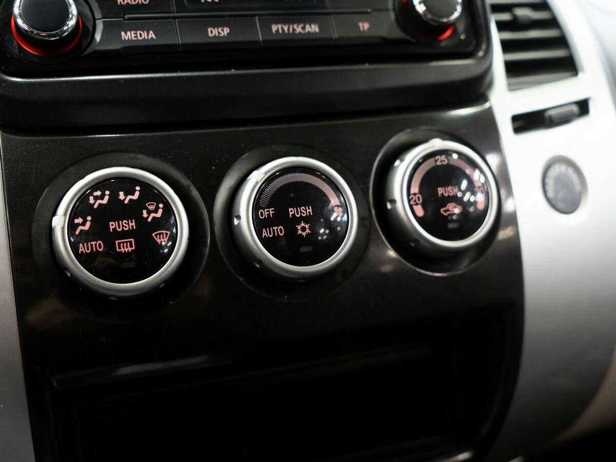 Митсубиши Паджеро Спорт б/у, 2014, Автоматическая. Фото: #11