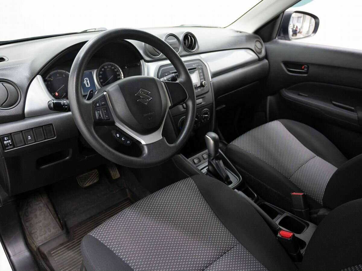 Сузуки Витара б/у, 2015, Автоматическая. Фото: #4