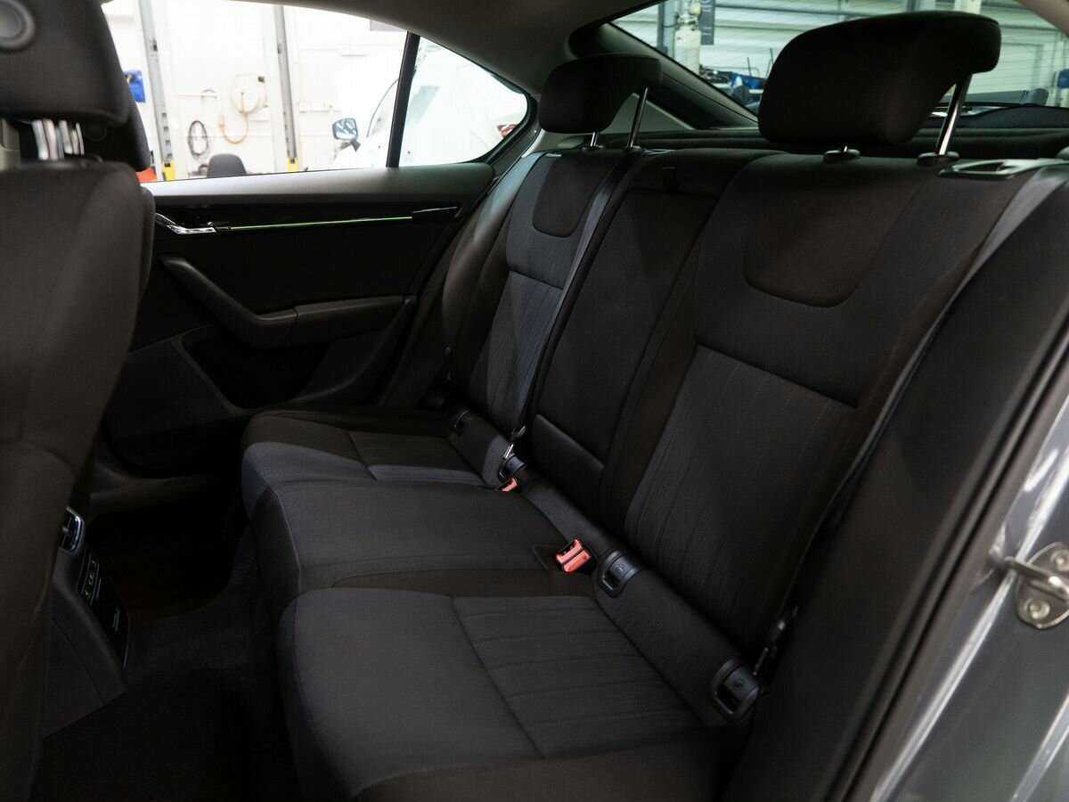 Шкода Октавия б/у, 2018, Механическая. Фото: #6