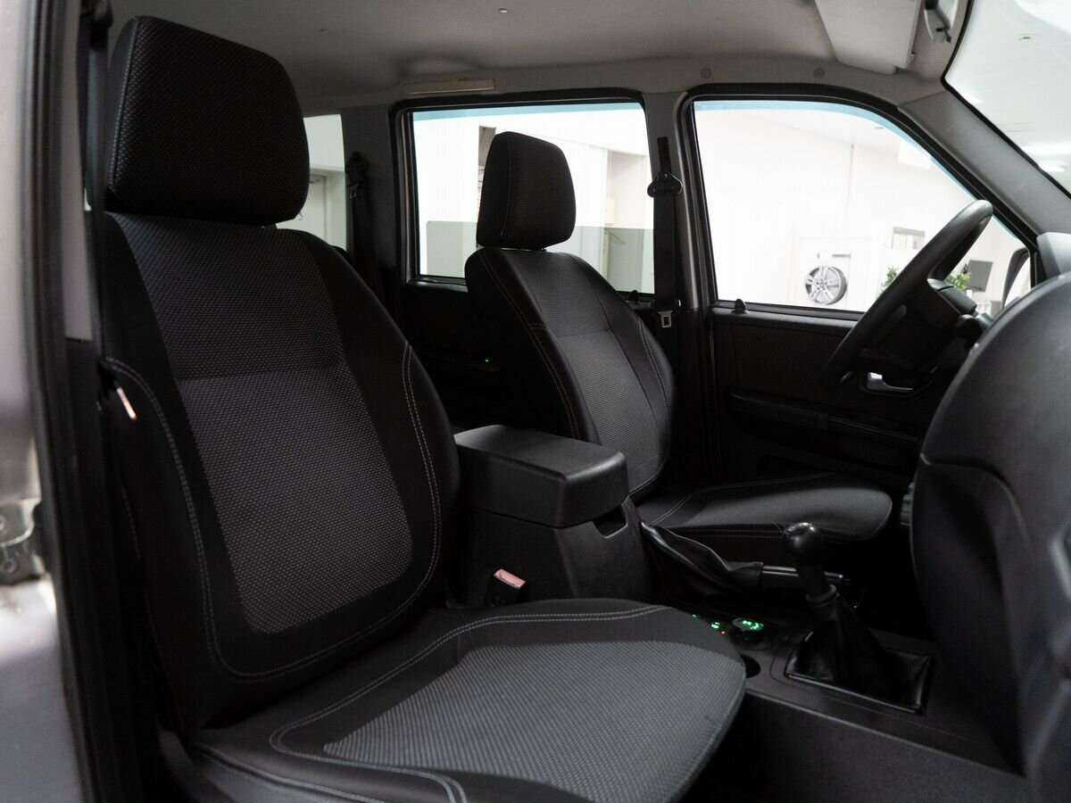 УАЗ Патриот б/у, 2015, Механическая. Фото: #9