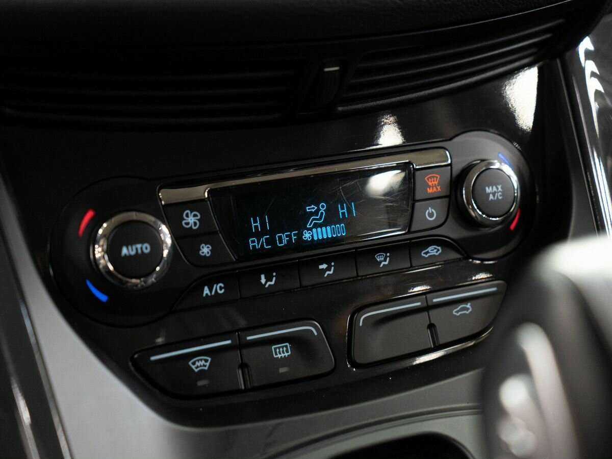 Форд Куга б/у, 2013, Роботизированная. Фото: #10