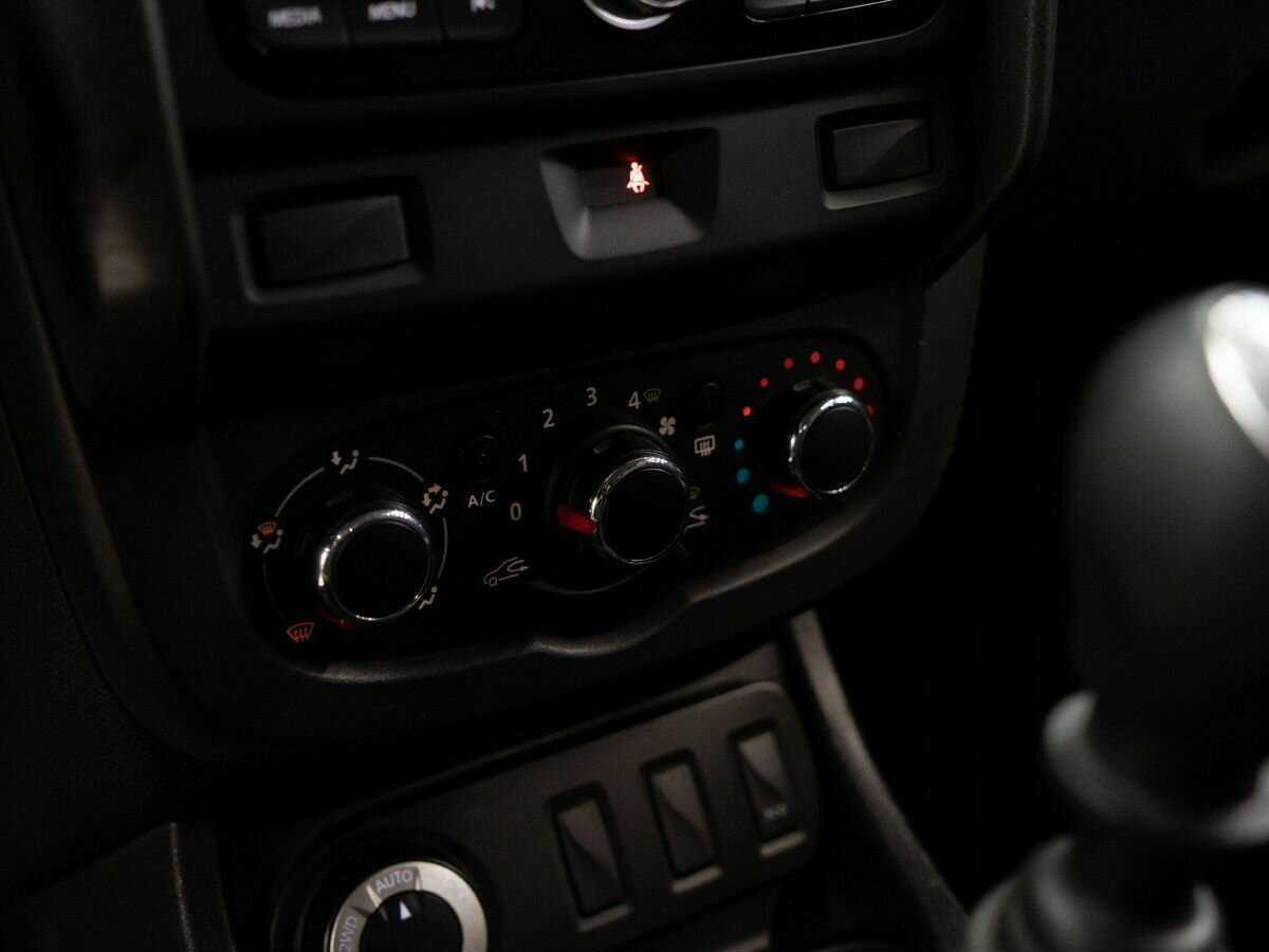 Рено Дастер б/у, 2015, Механическая. Фото: #10