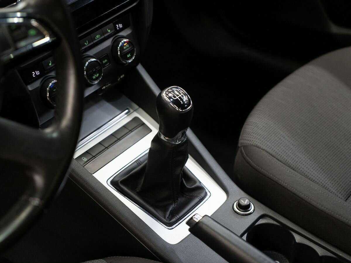 Шкода Октавия б/у, 2014, Механическая. Фото: #9