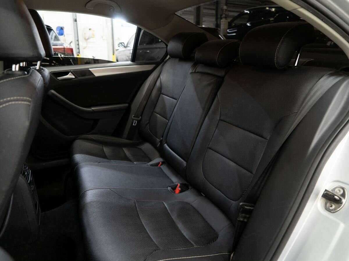 Фольксваген Джетта б/у, 2013, Автоматическая. Фото: #6