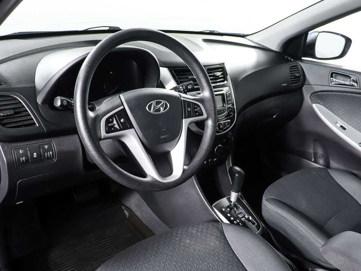 Хендай Солярис б/у, 2012, Автоматическая. Фото: #12