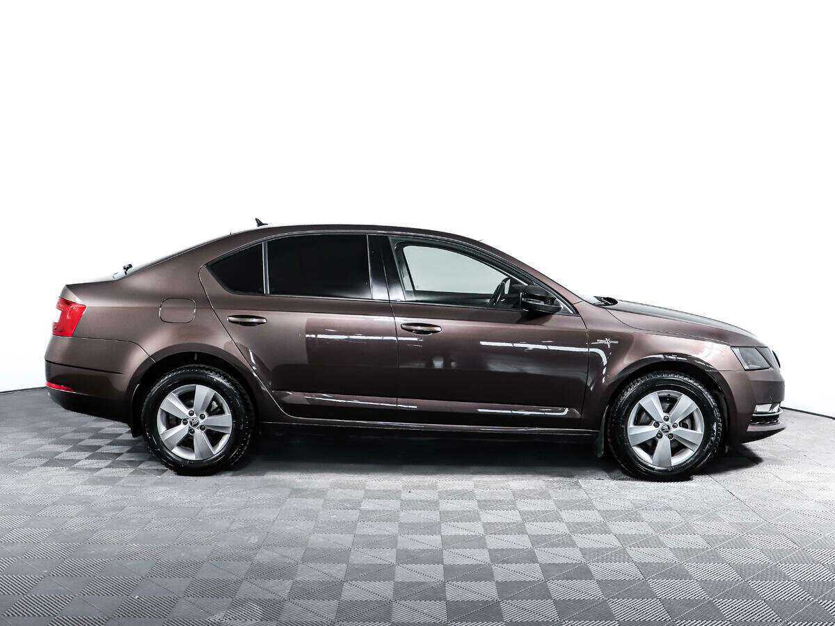 Шкода Октавия б/у, 2018, Роботизированная. Фото: #3