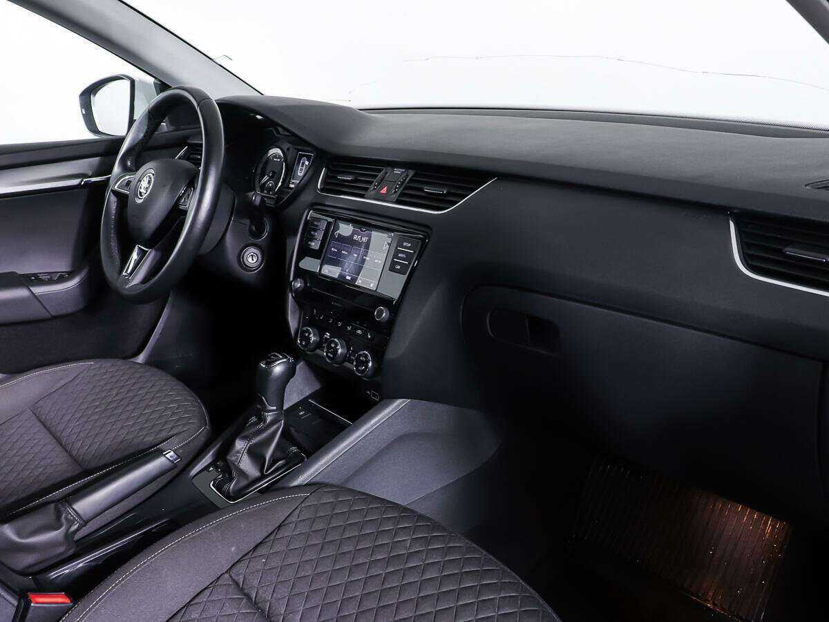 Шкода Октавия б/у, 2018, Автоматическая. Фото: #9