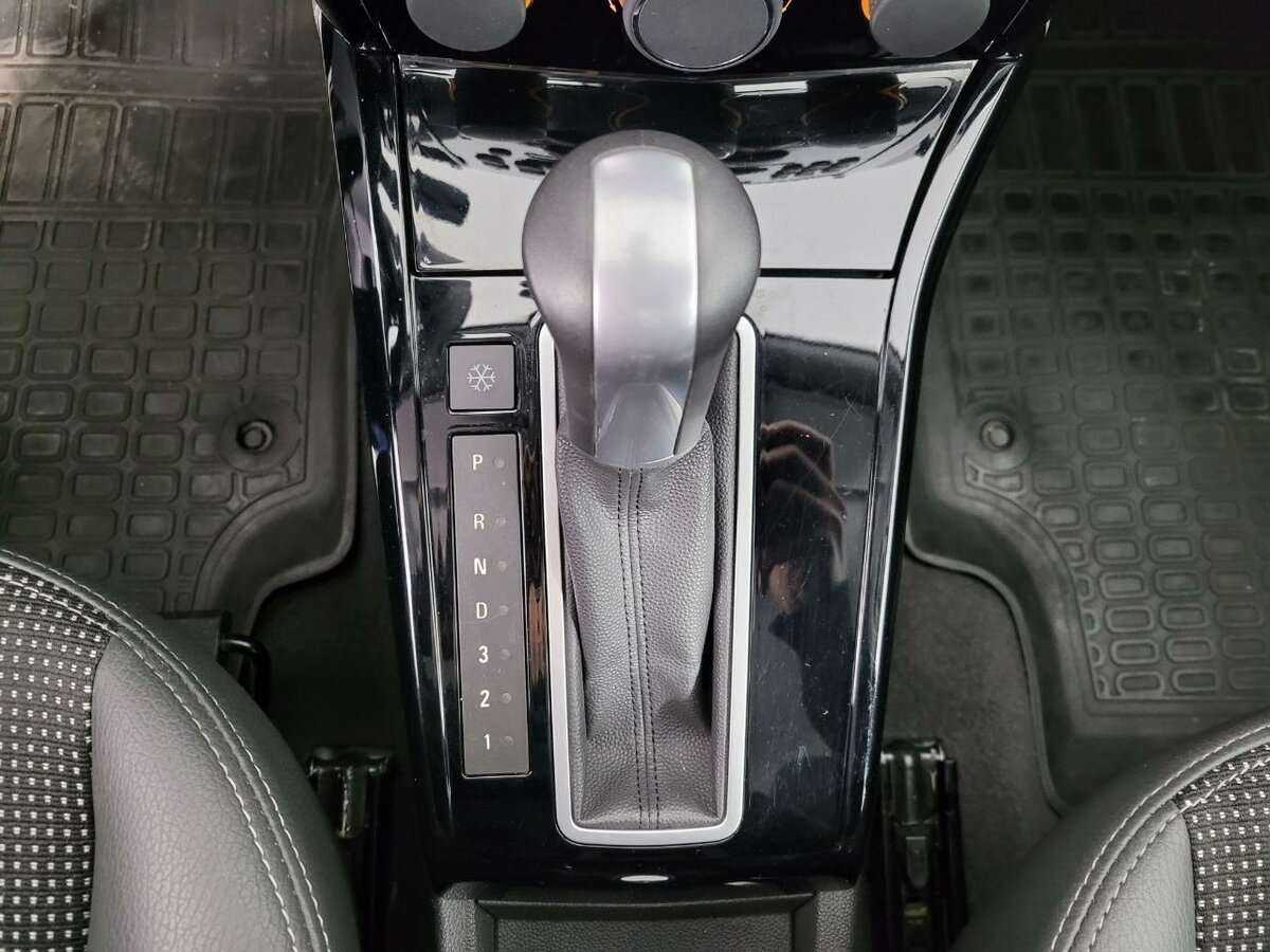 Опель Астра б/у, 2012, Автоматическая. Фото: #12