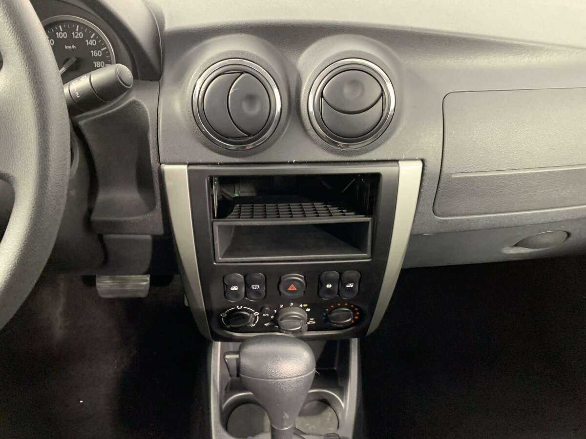 Ниссан Альмера б/у, 2018, Автоматическая. Фото: #11