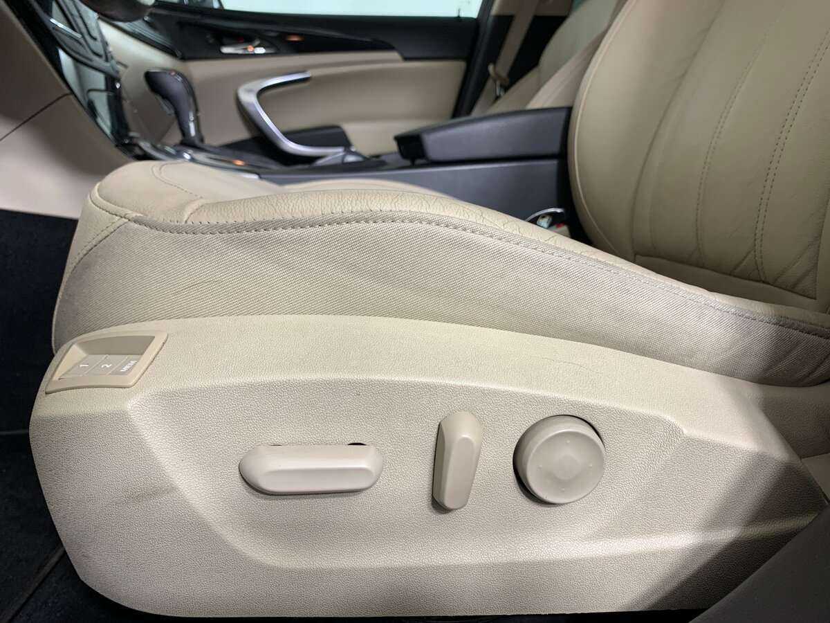 Опель Инсигния б/у, 2014, Автоматическая. Фото: #12