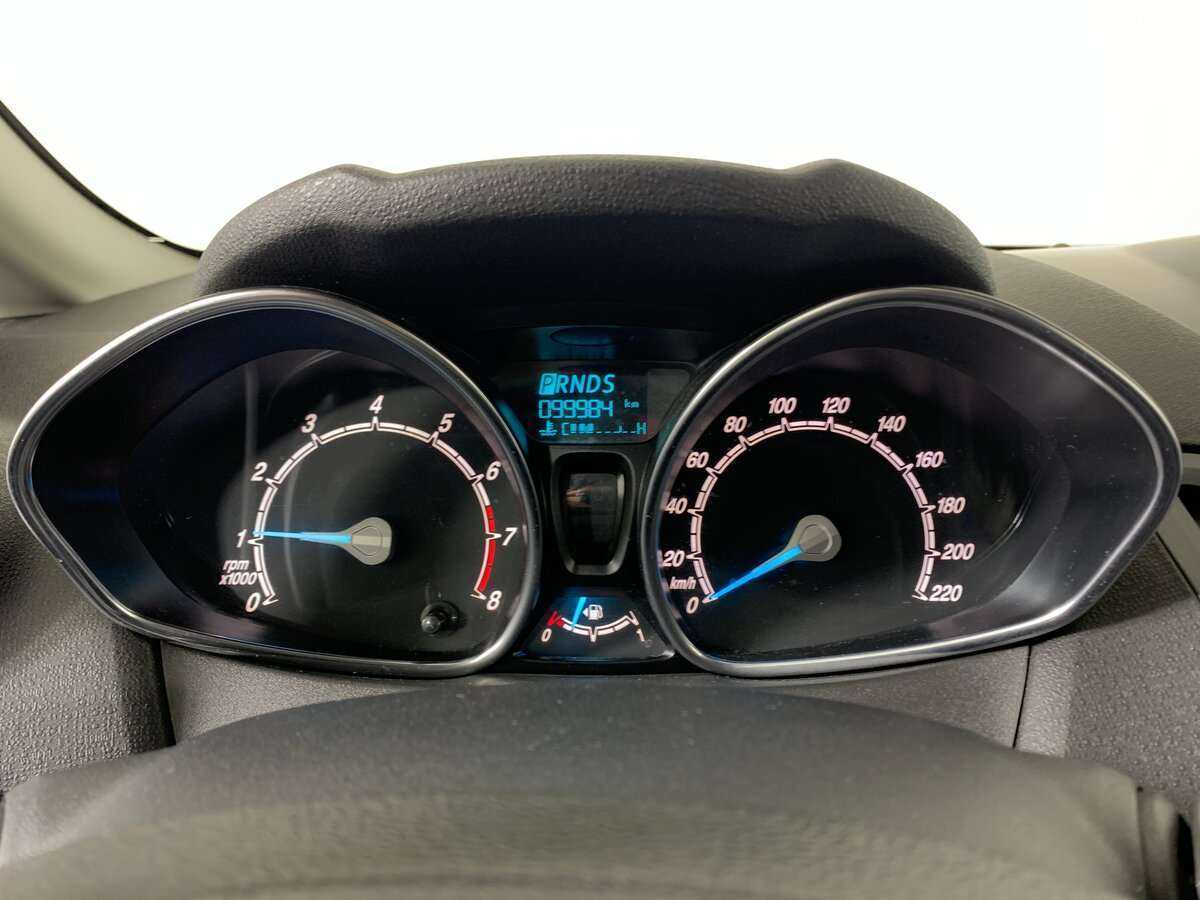 Форд Фиеста б/у, 2016, Роботизированная. Фото: #14