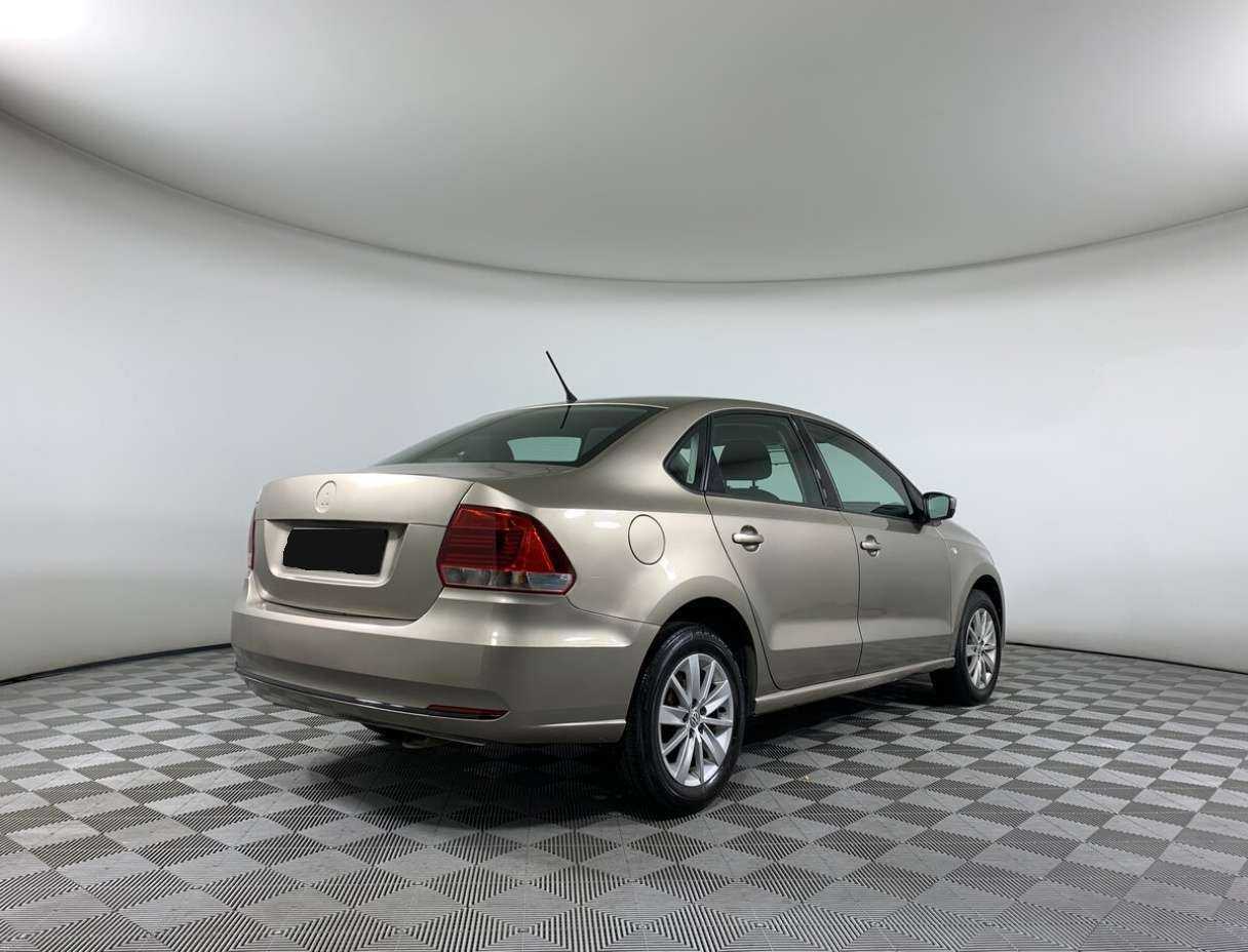 Фольксваген Поло б/у, 2015, Автоматическая. Фото: #4