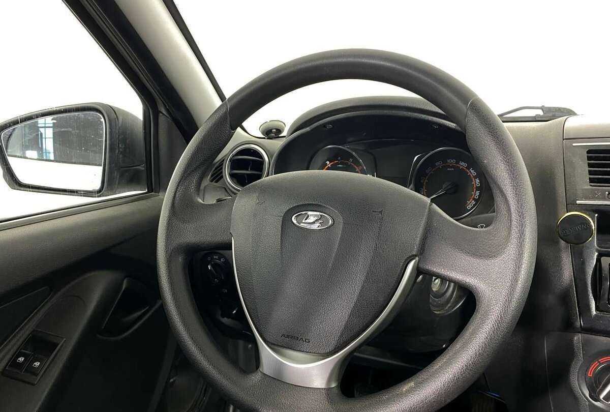 Лада (ВАЗ) Гранта б/у, 2019, Механическая. Фото: #8