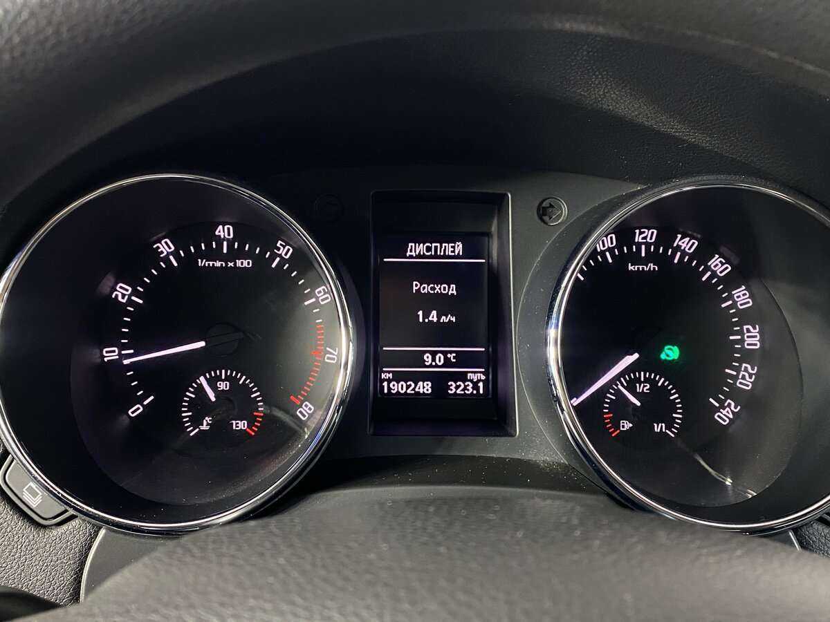 Шкода Йети б/у, 2017, Роботизированная. Фото: #13