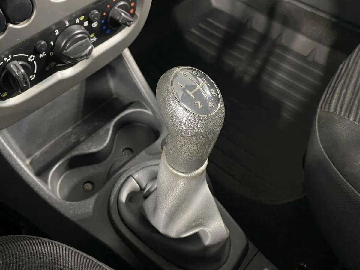 Рено Логан б/у, 2012, Механическая. Фото: #9