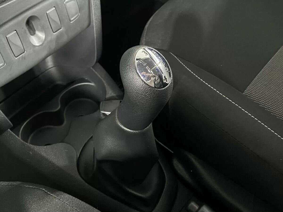 Рено Сандеро б/у, 2020, Механическая. Фото: #11