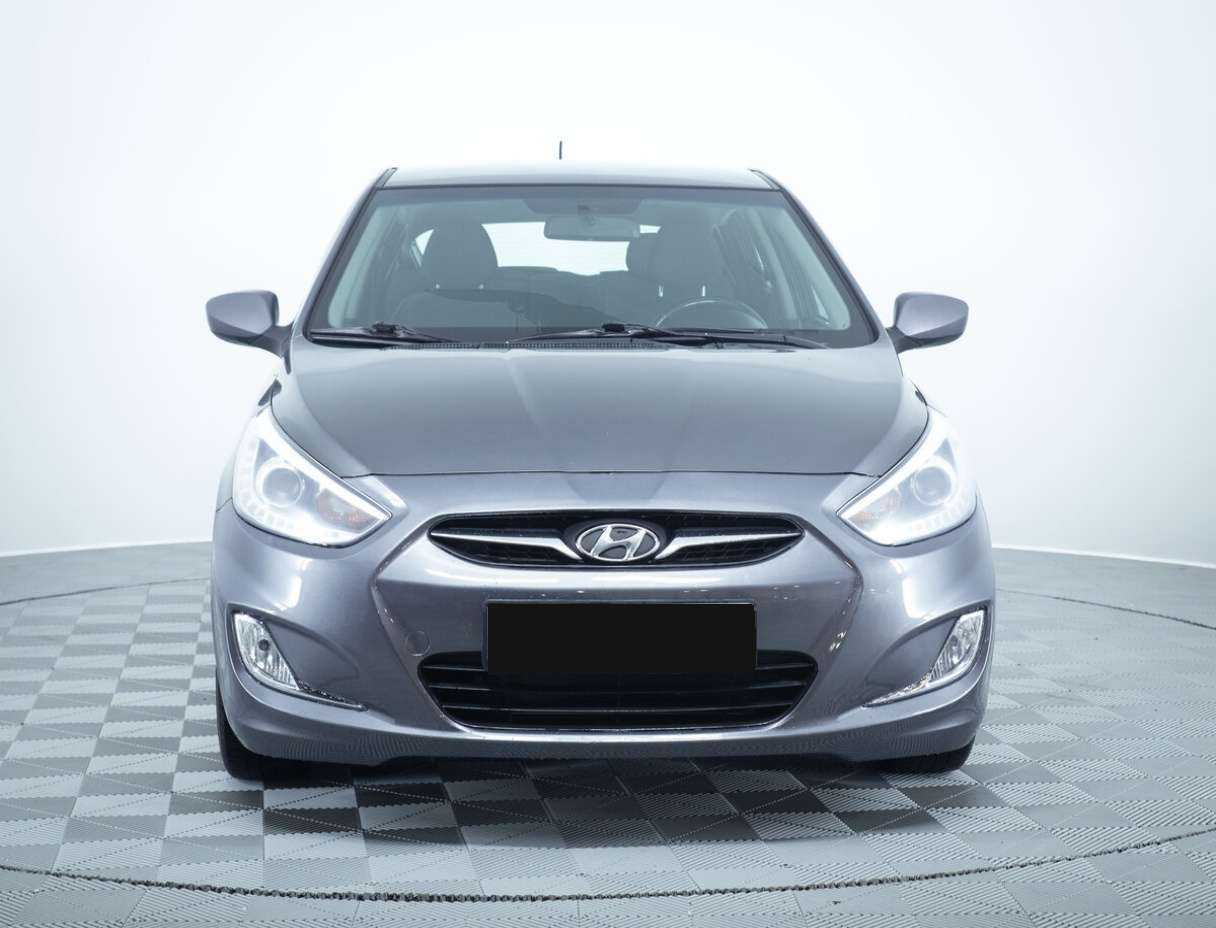 Хендай Солярис б/у, 2013, Автоматическая. Фото: #1