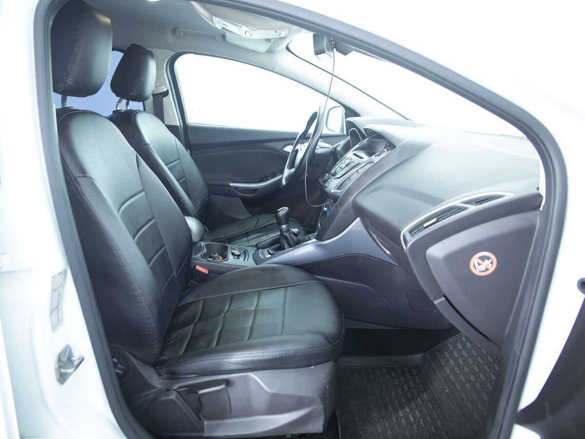 Форд Фокус б/у, 2012, Механическая. Фото: #15