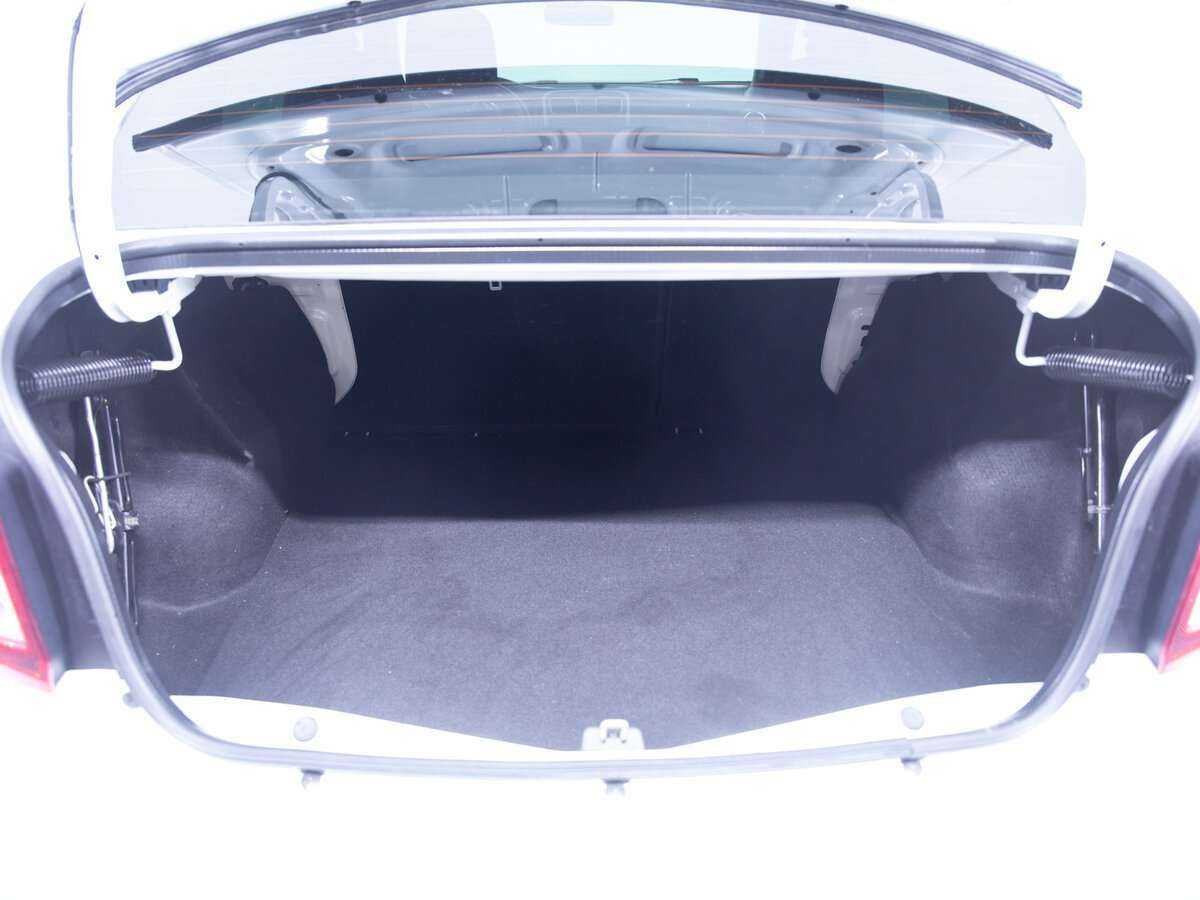 Рено Логан б/у, 2019, Механическая. Фото: #8