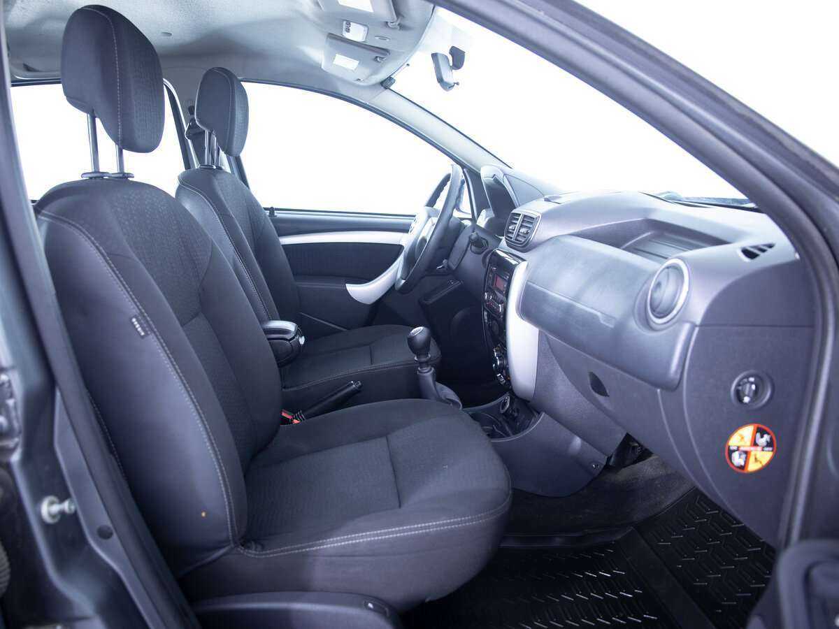 Ниссан Террано б/у, 2015, Механическая. Фото: #9