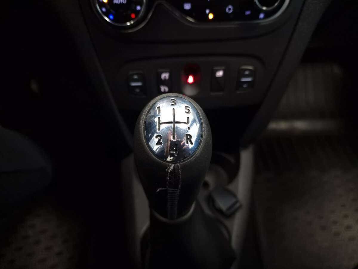 Рено Сандеро б/у, 2019, Механическая. Фото: #14