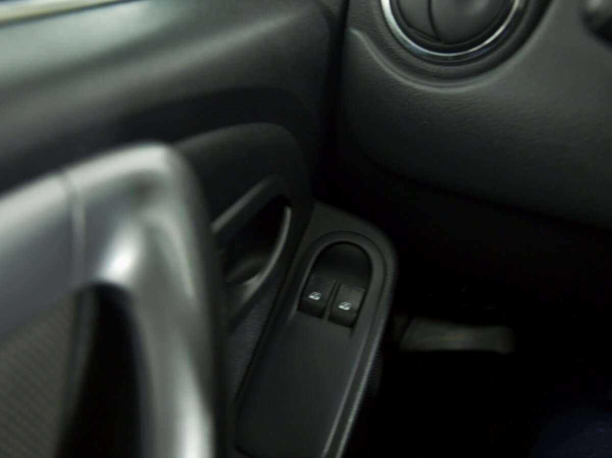 Рено Дастер б/у, 2012, Механическая. Фото: #13