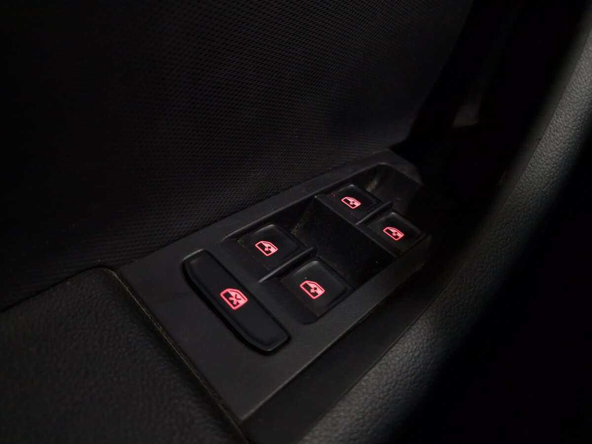 Фольксваген Поло б/у, 2021, Механическая. Фото: #9