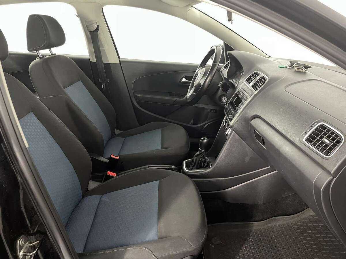 Фольксваген Поло б/у, 2013, Механическая. Фото: #15