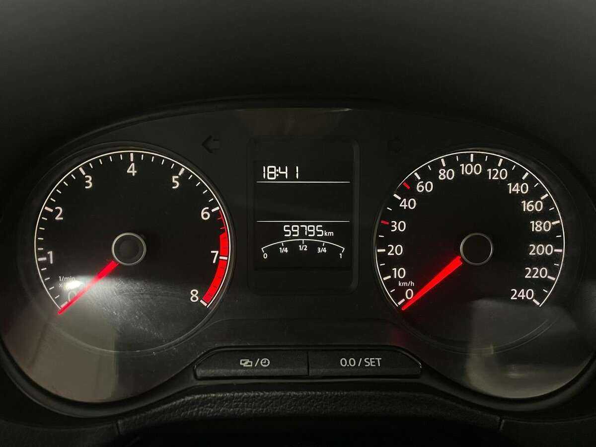 Фольксваген Поло б/у, 2020, Механическая. Фото: #4