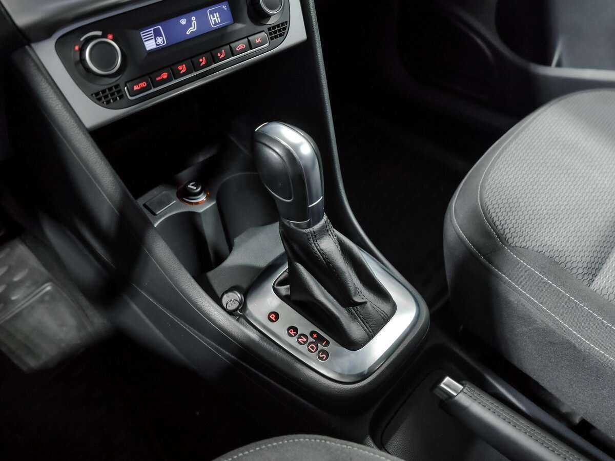 Фольксваген Поло б/у, 2015, Автоматическая. Фото: #9