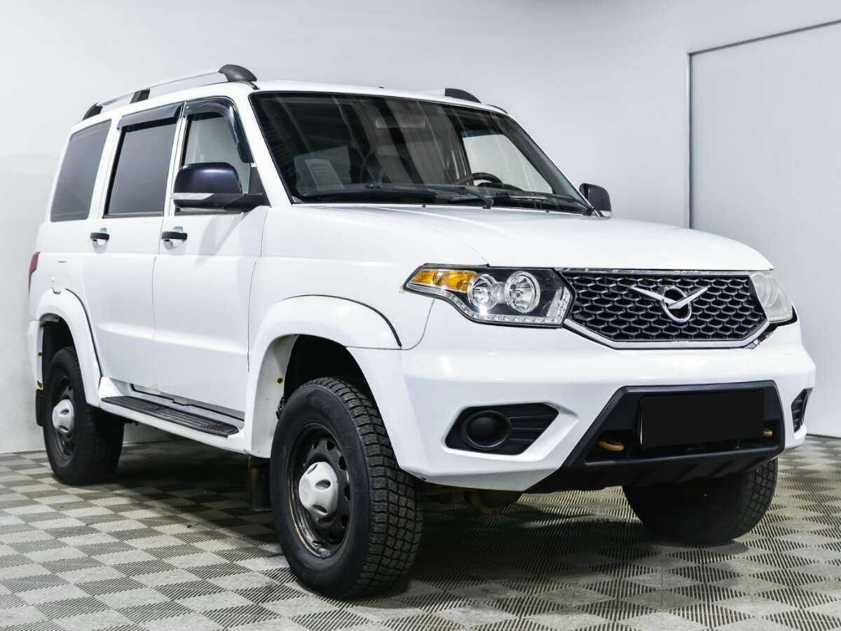 УАЗ Патриот б/у, 2017, Механическая. Фото: #2