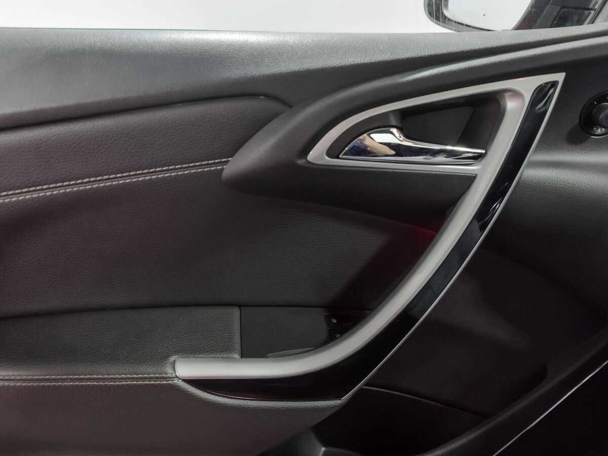 Опель Астра б/у, 2013, Автоматическая. Фото: #8