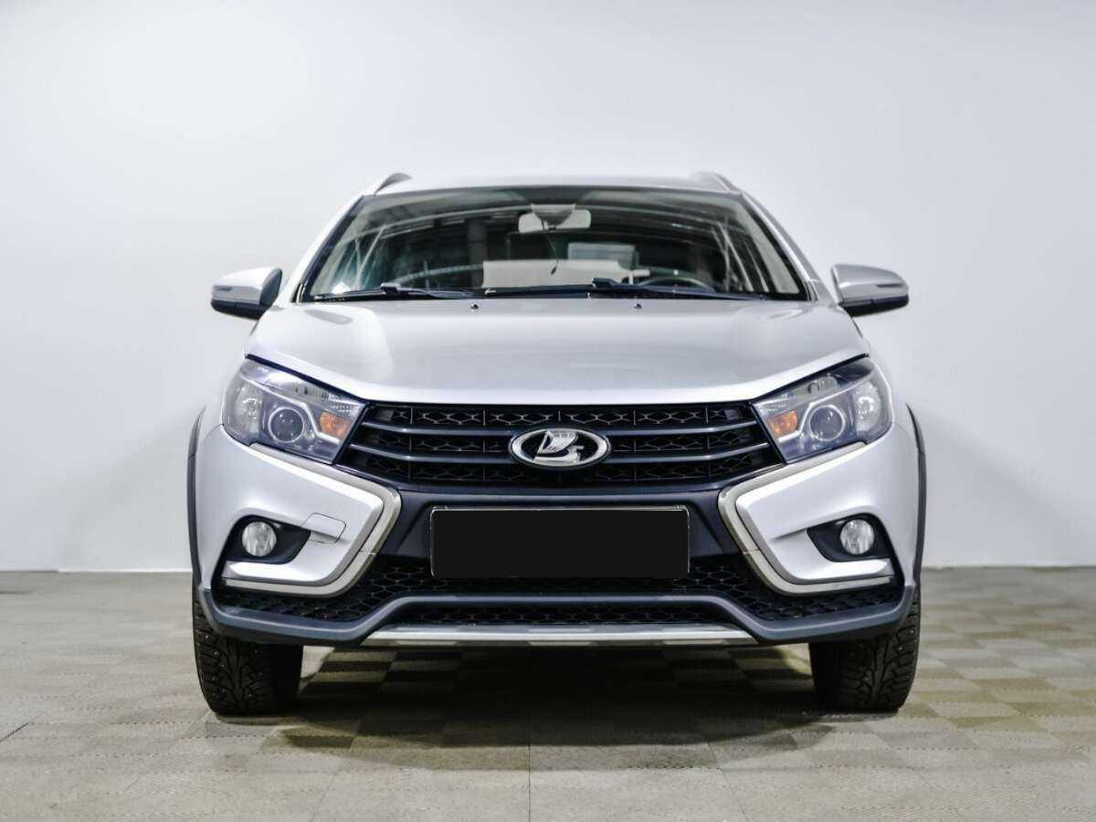 Лада (ВАЗ) Веста б/у, 2021, Механическая. Фото: #1