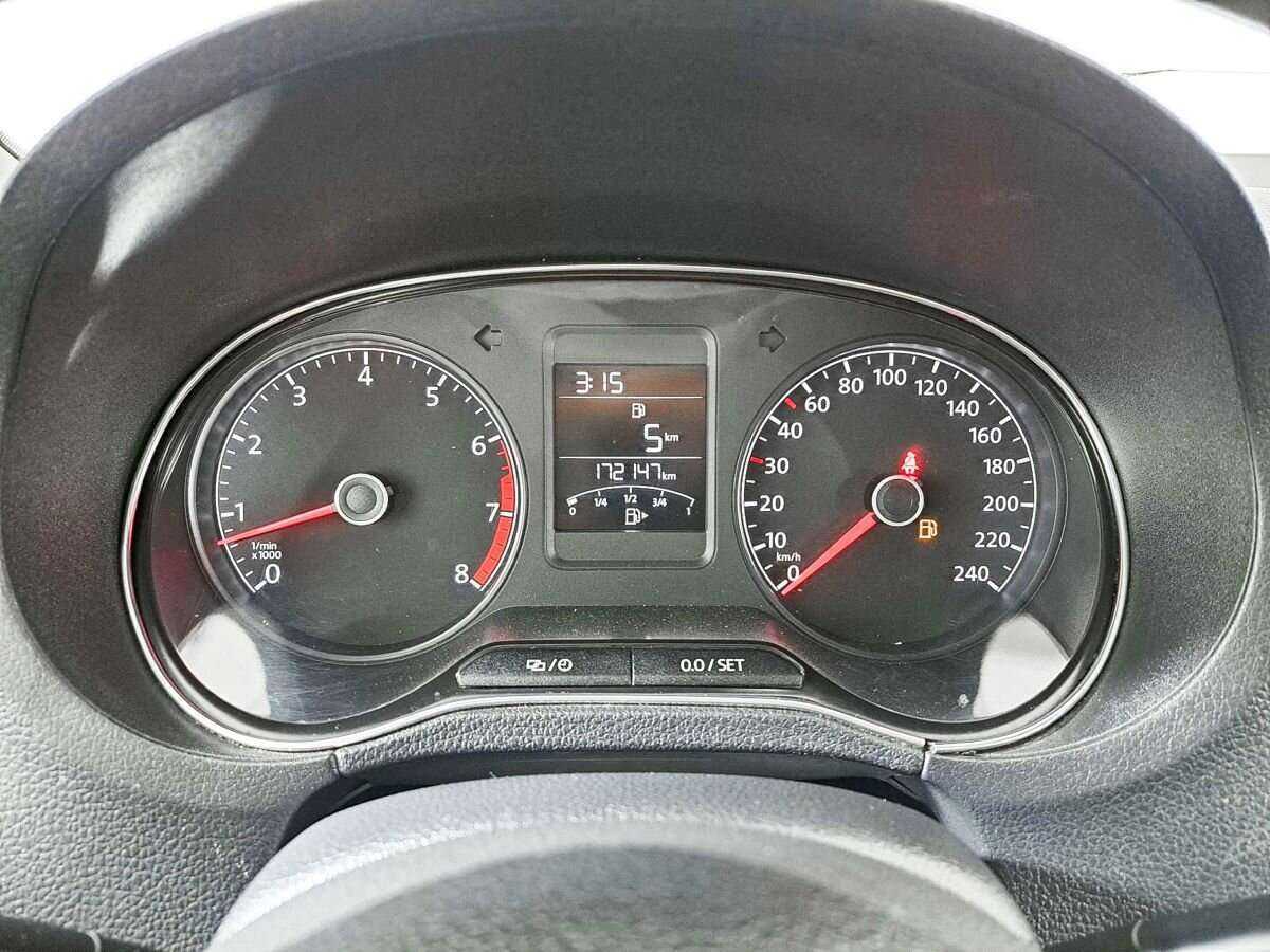 Фольксваген Поло б/у, 2014, Механическая. Фото: #8