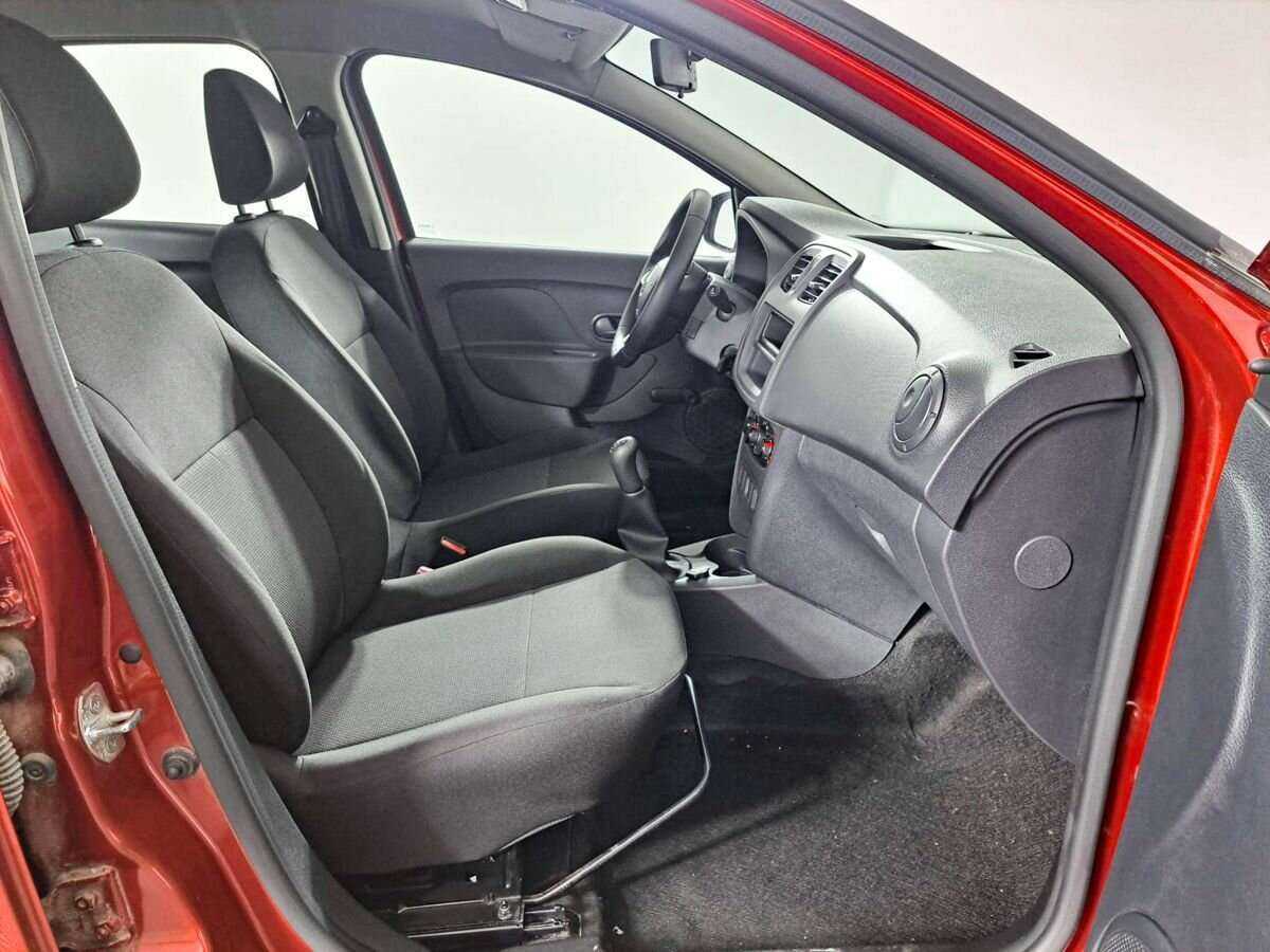 Рено Логан б/у, 2019, Механическая. Фото: #8