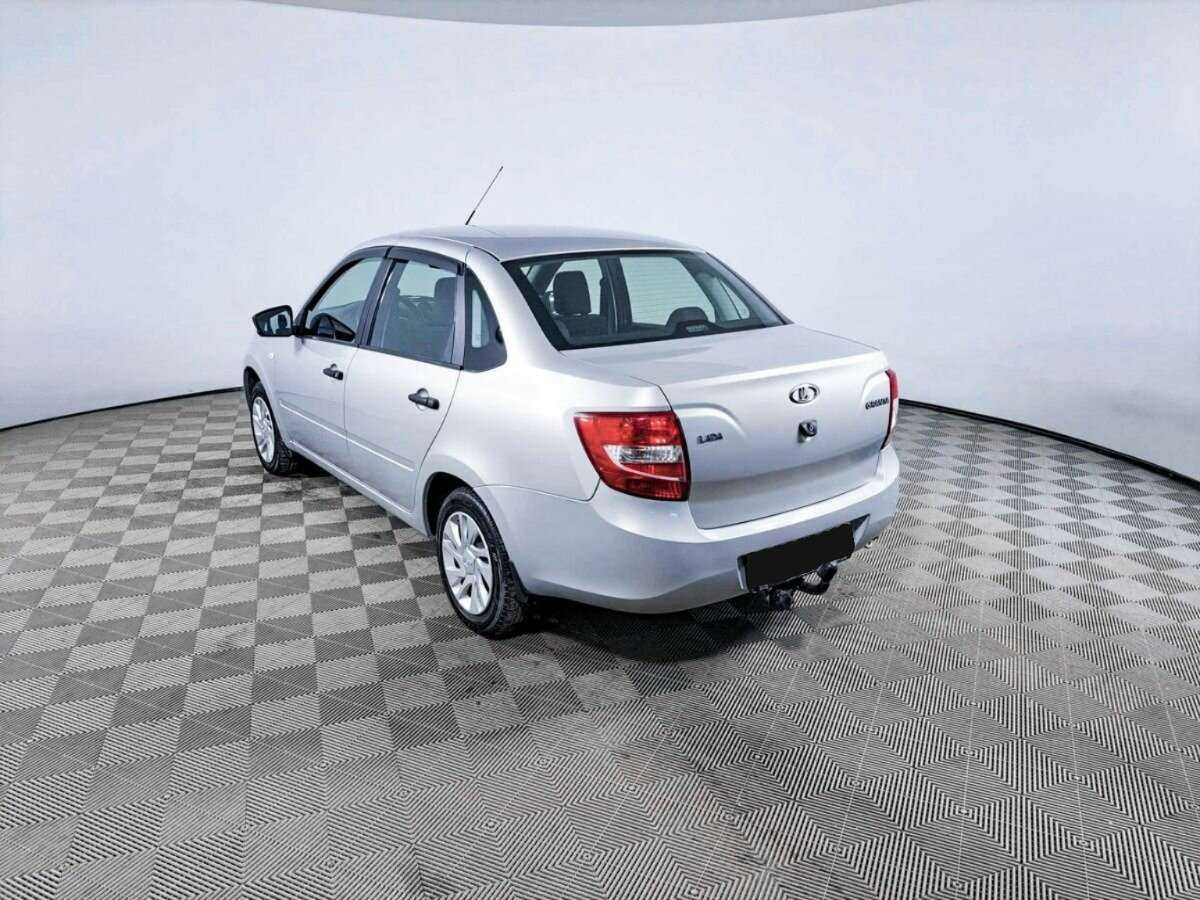 Лада (ВАЗ) Гранта б/у, 2017, Механическая. Фото: #6