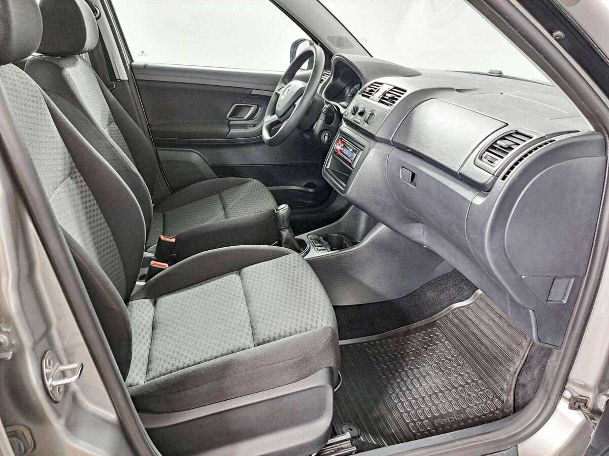 Шкода Фабия б/у, 2013, Механическая. Фото: #8