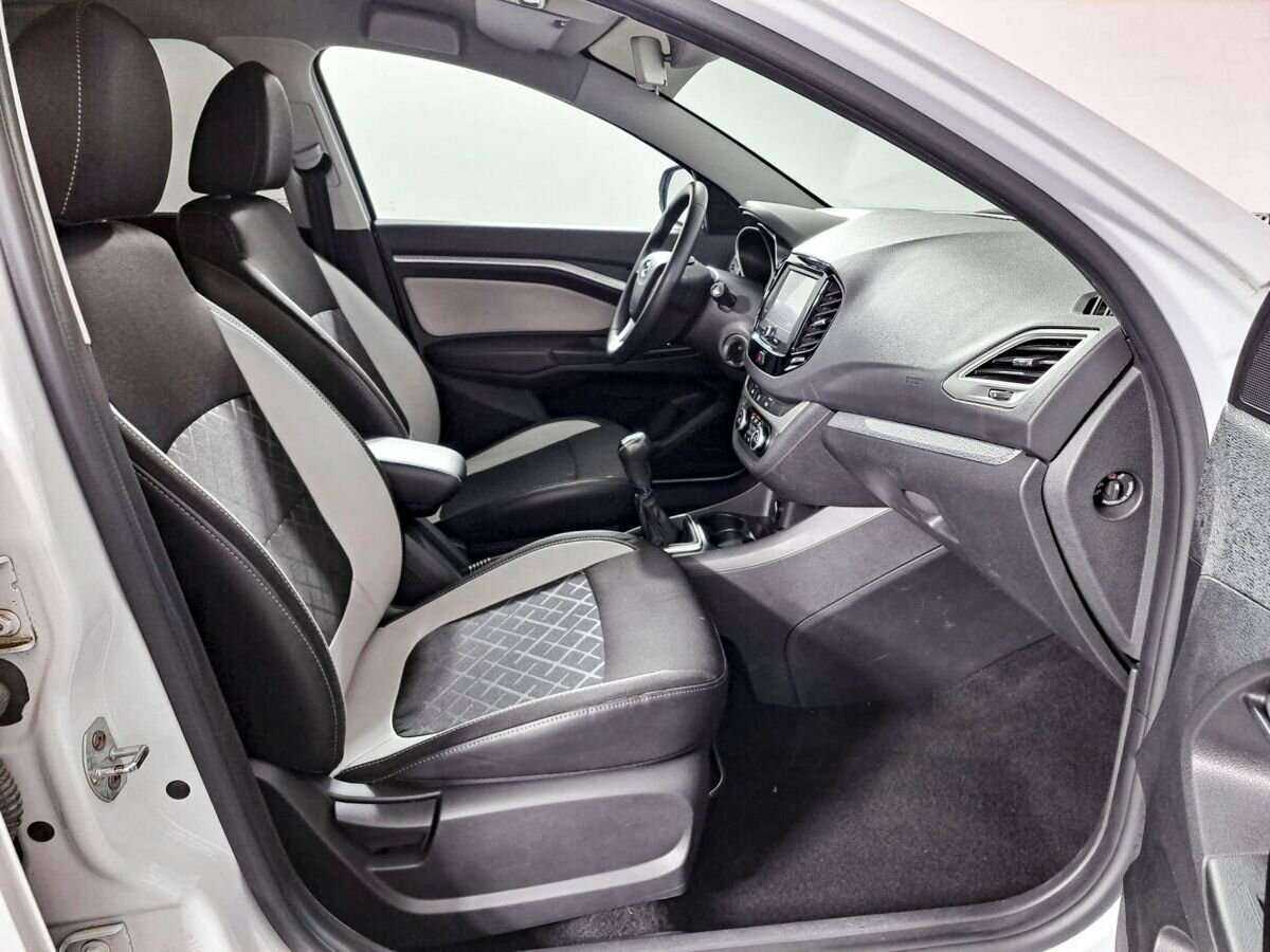 Лада (ВАЗ) Веста б/у, 2019, Механическая. Фото: #8