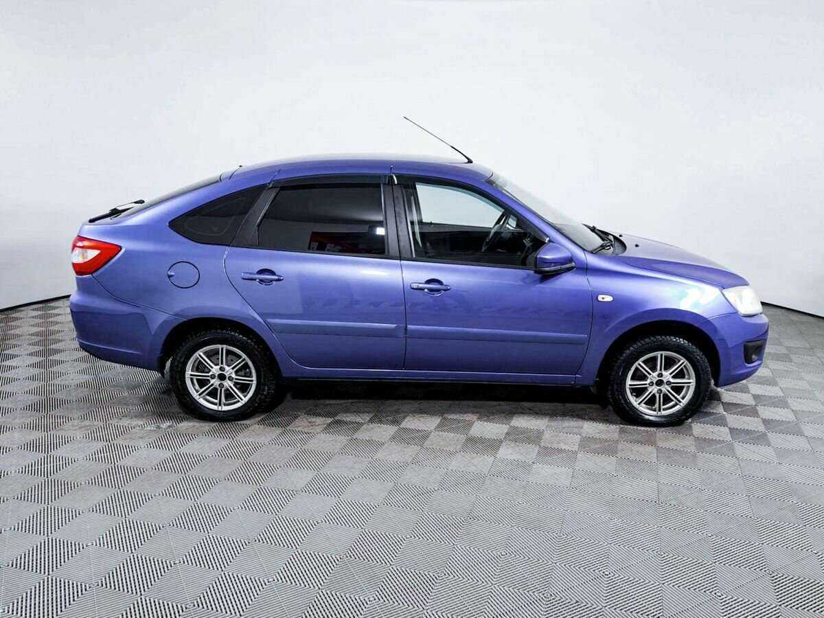 Лада (ВАЗ) Гранта б/у, 2016, Механическая. Фото: #3