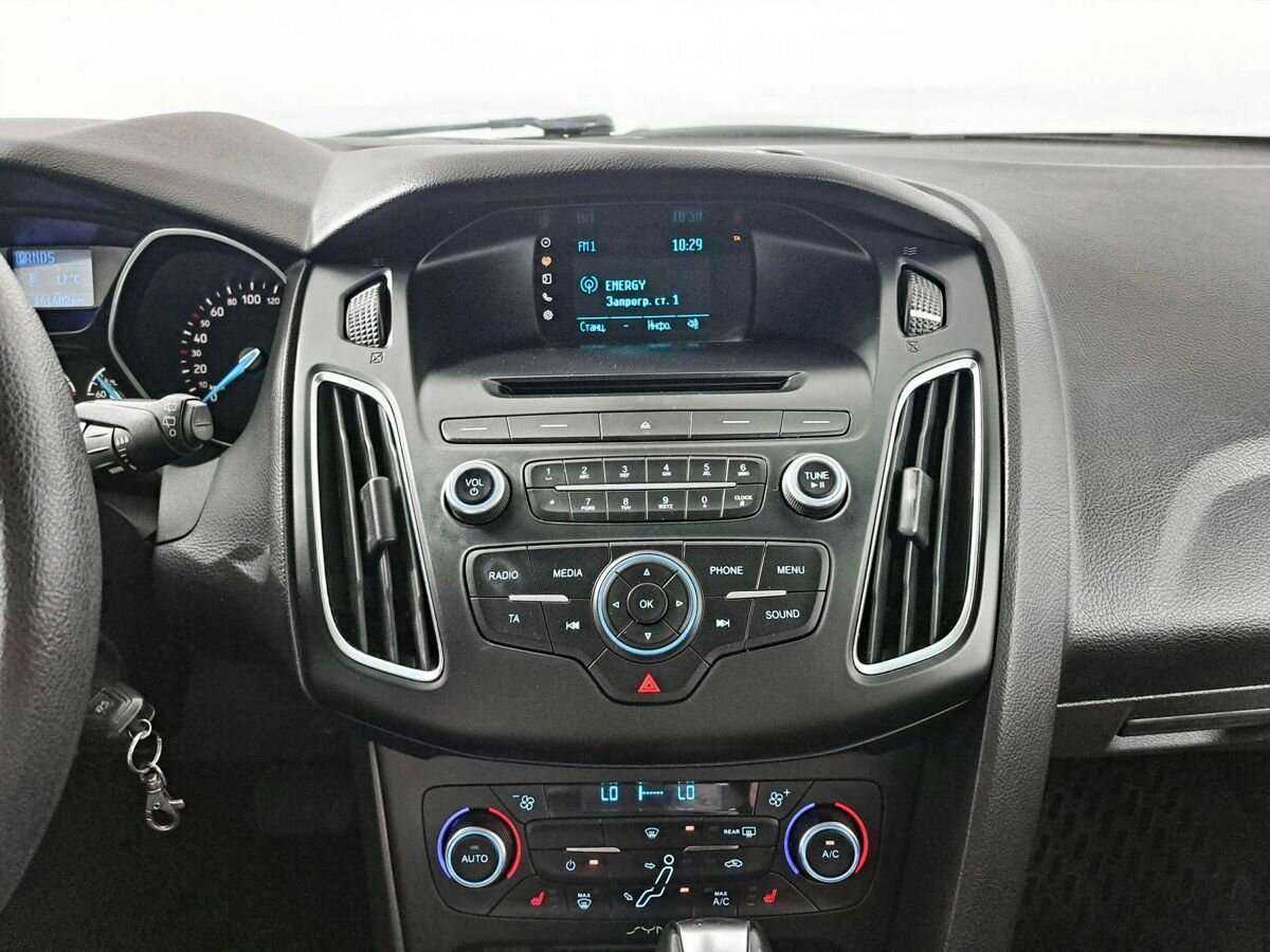 Форд Фокус б/у, 2015, Роботизированная. Фото: #12