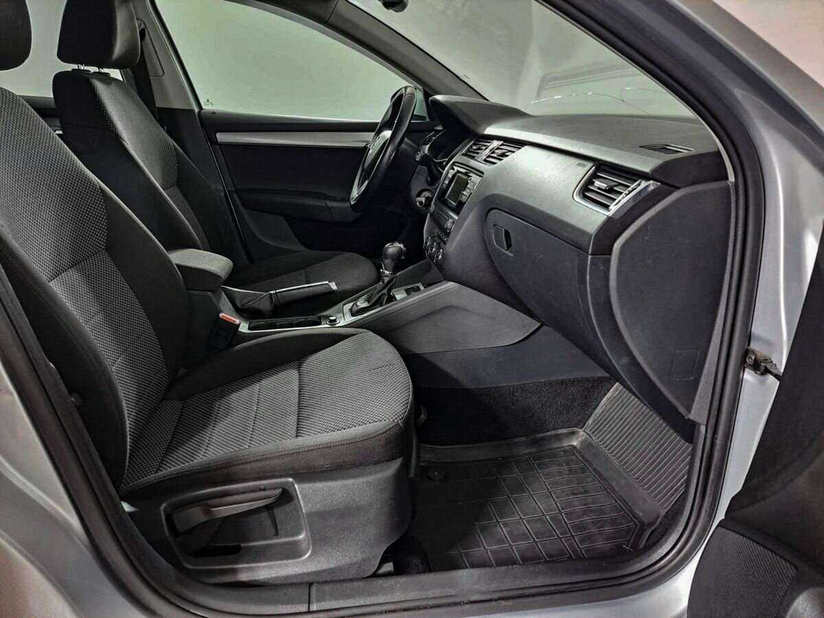 Шкода Октавия б/у, 2016, Роботизированная. Фото: #7